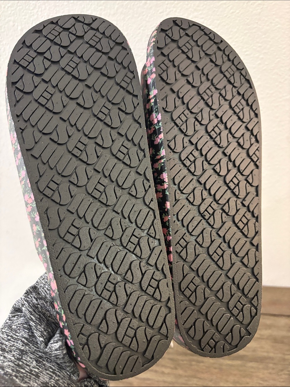 NWT [Freedom Moses] Duel Band Floral Slides Sandals Black/Pink Women’s 11-12 - Picture 10 of 11